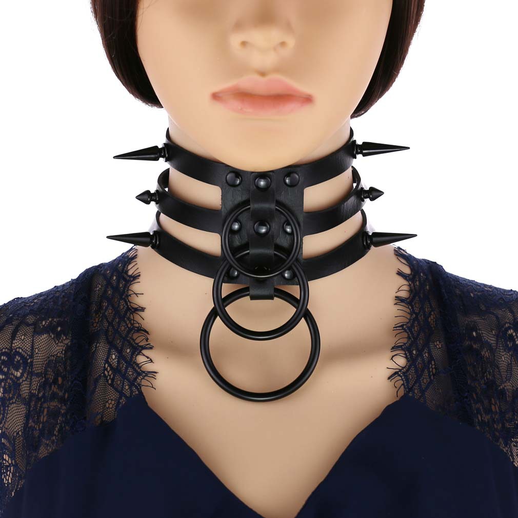 Collier ras du cou en cuir noi - Goth Punk Spike Choker avis et prix