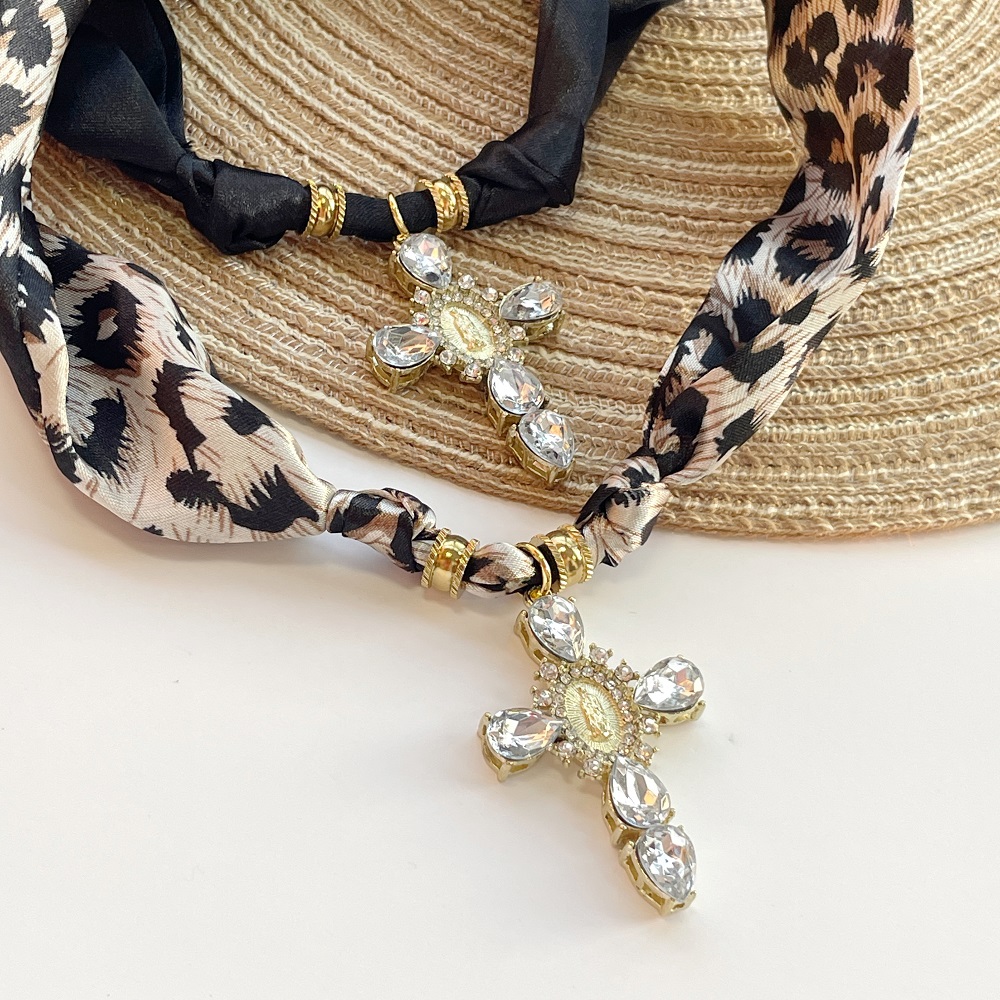 Collier écharpe à breloques so - Pearl Choker Necklace Vintage avis et prix